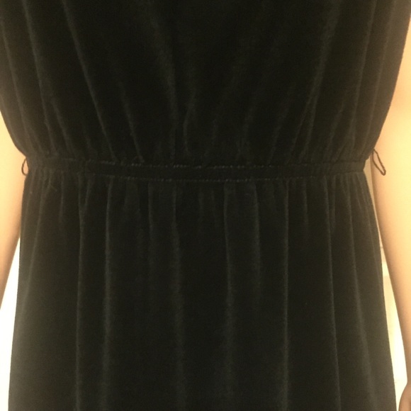❌SOLD❌ Rare Vintage Leslie Fay Black Velvet Dress - Picture 6 of 8
